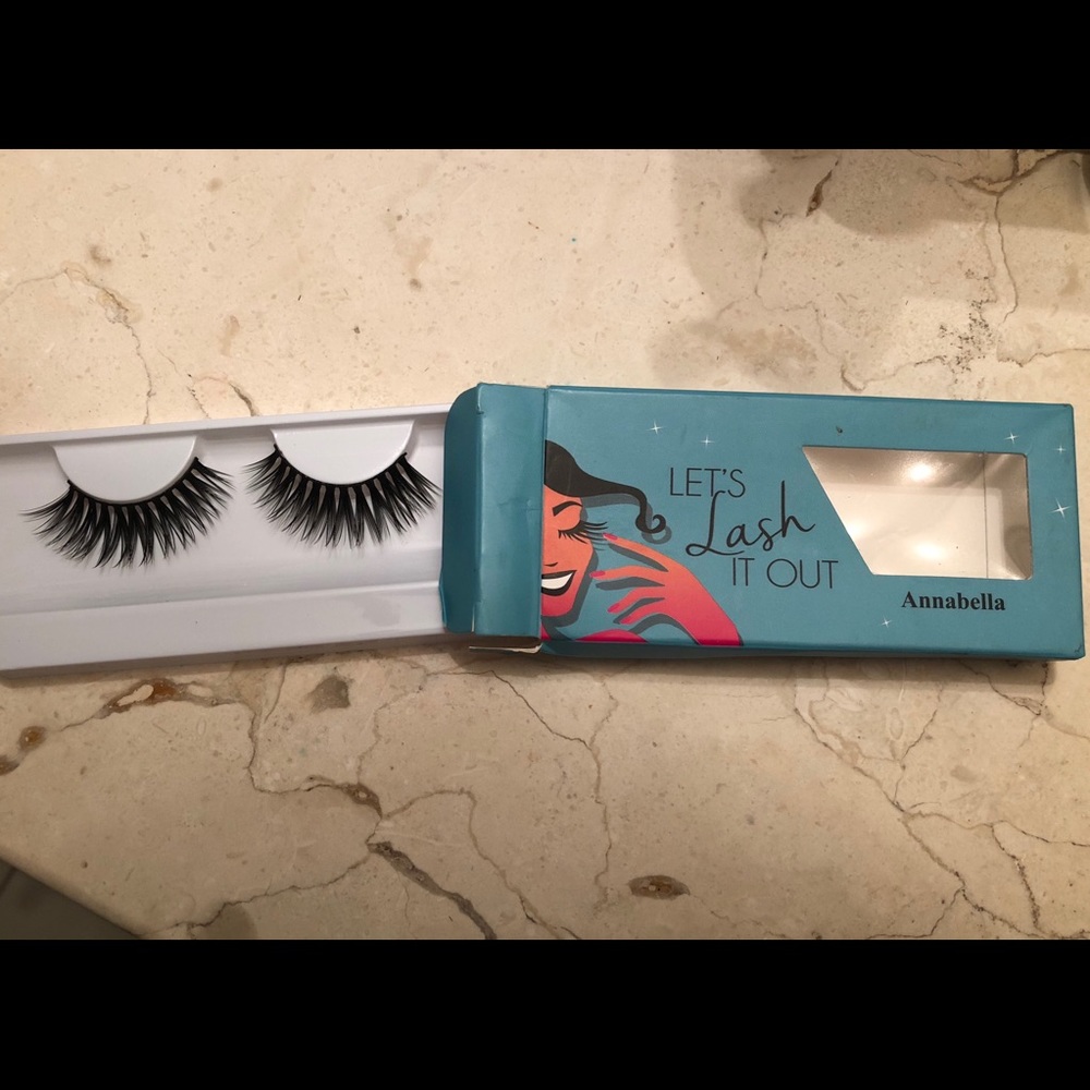 Eyelashes let’s lash out Annabella